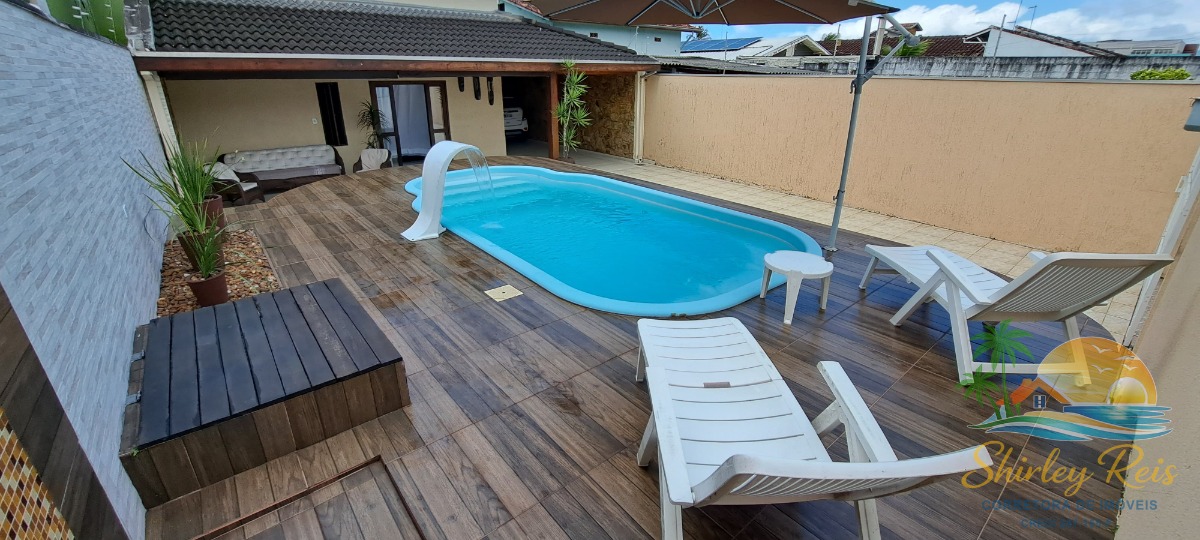 Casa, 4 quartos, 246 m² - Foto 2